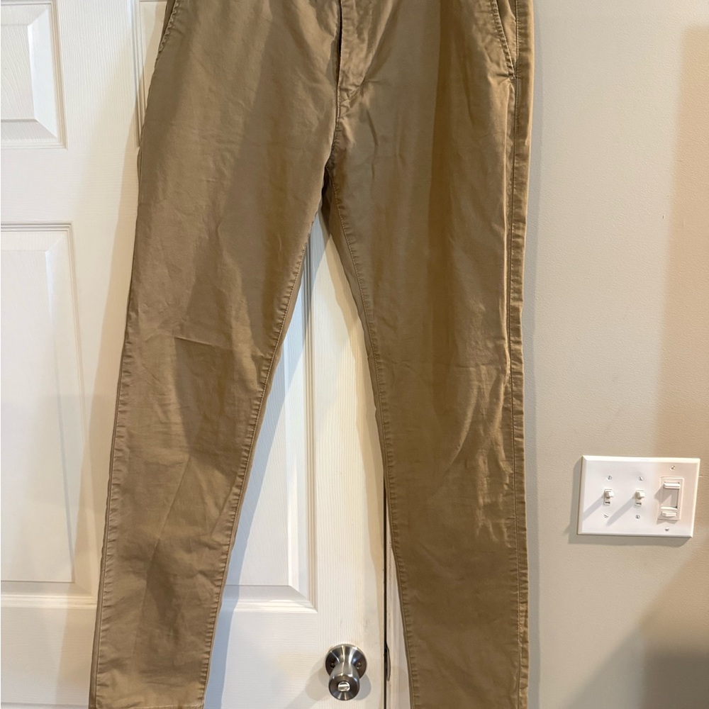 American Eagle Outfitters Tan Chinos Classic Straight Leg